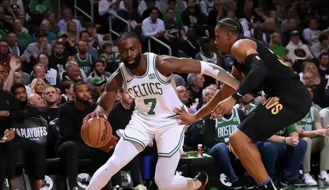 在线入口-NBA常规赛凯尔特人主场114-98战胜76人 马克西空砍33分